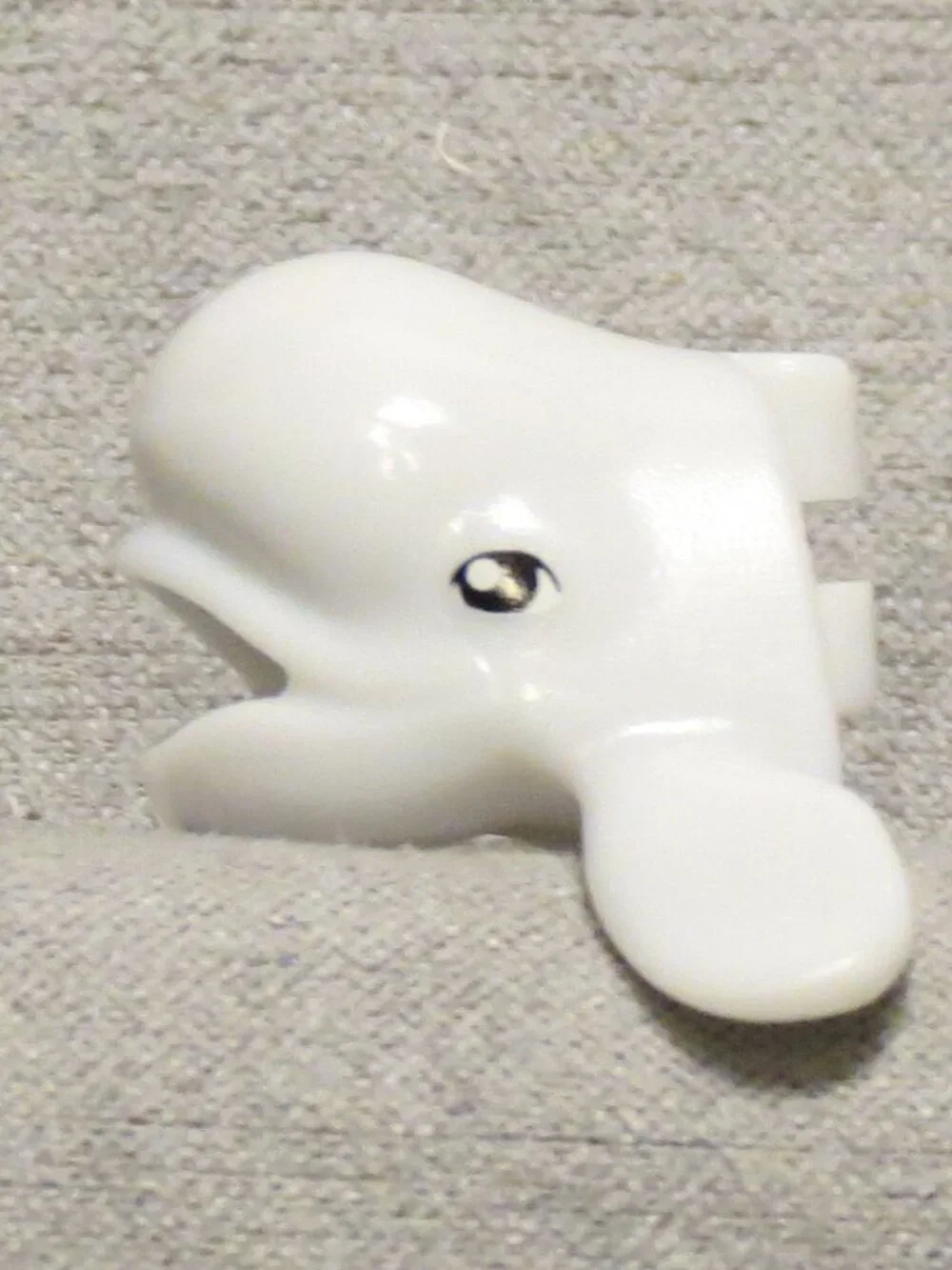 Kinder Joy Surprise Marine Animals Beluga Whale 1.25
